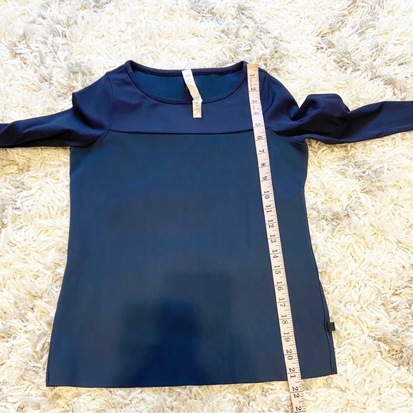 Lululemon | Out of this World Blue Long Sleeve Top Size 2 - Picture 6 of 8